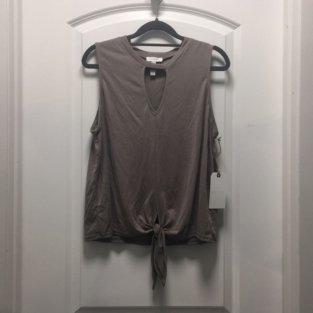 LEITH ✨keyhole tank shirt in Olive, sz Large. NWT!